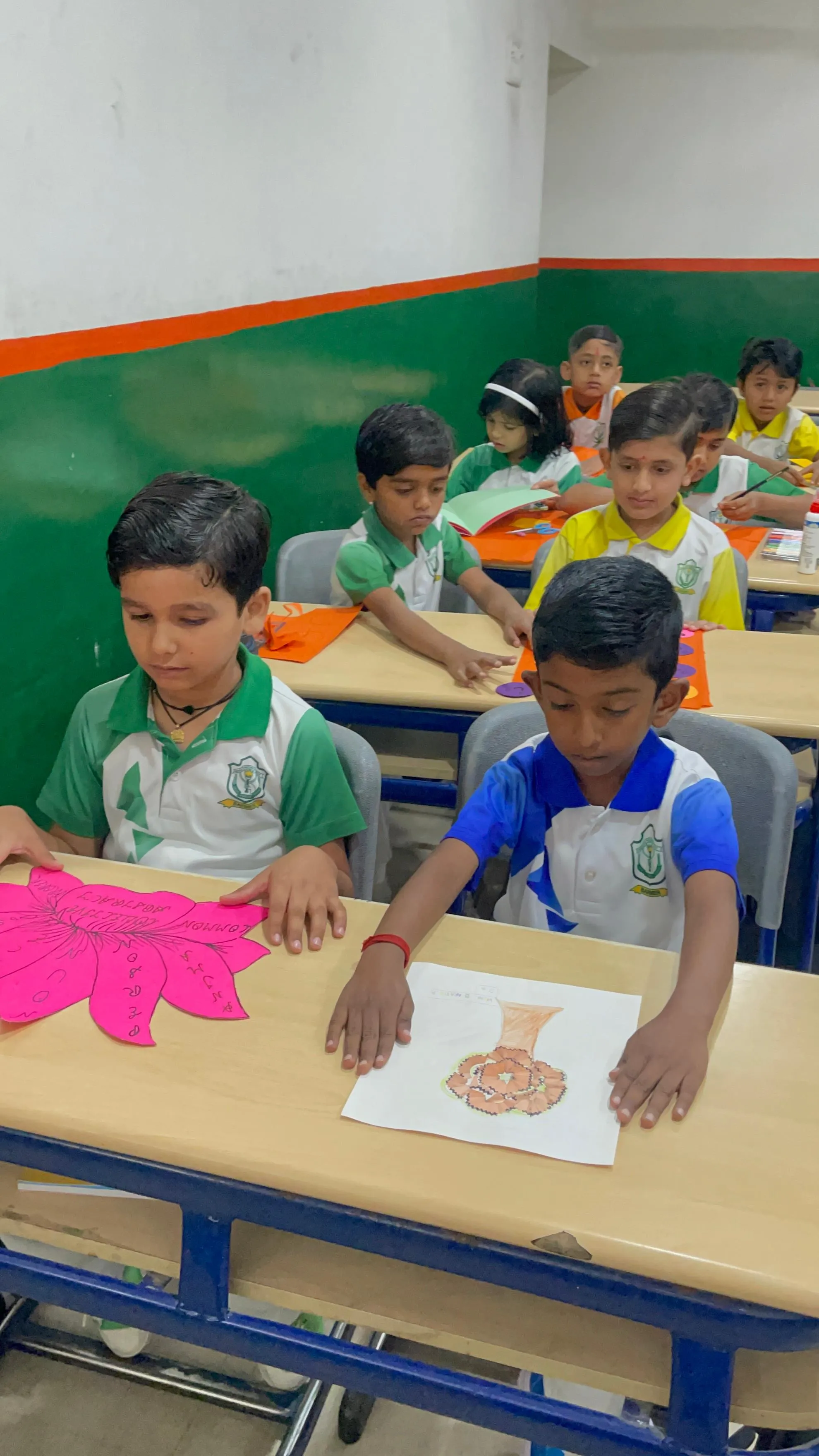 Classroom Board Decoration Activity Held Successfully